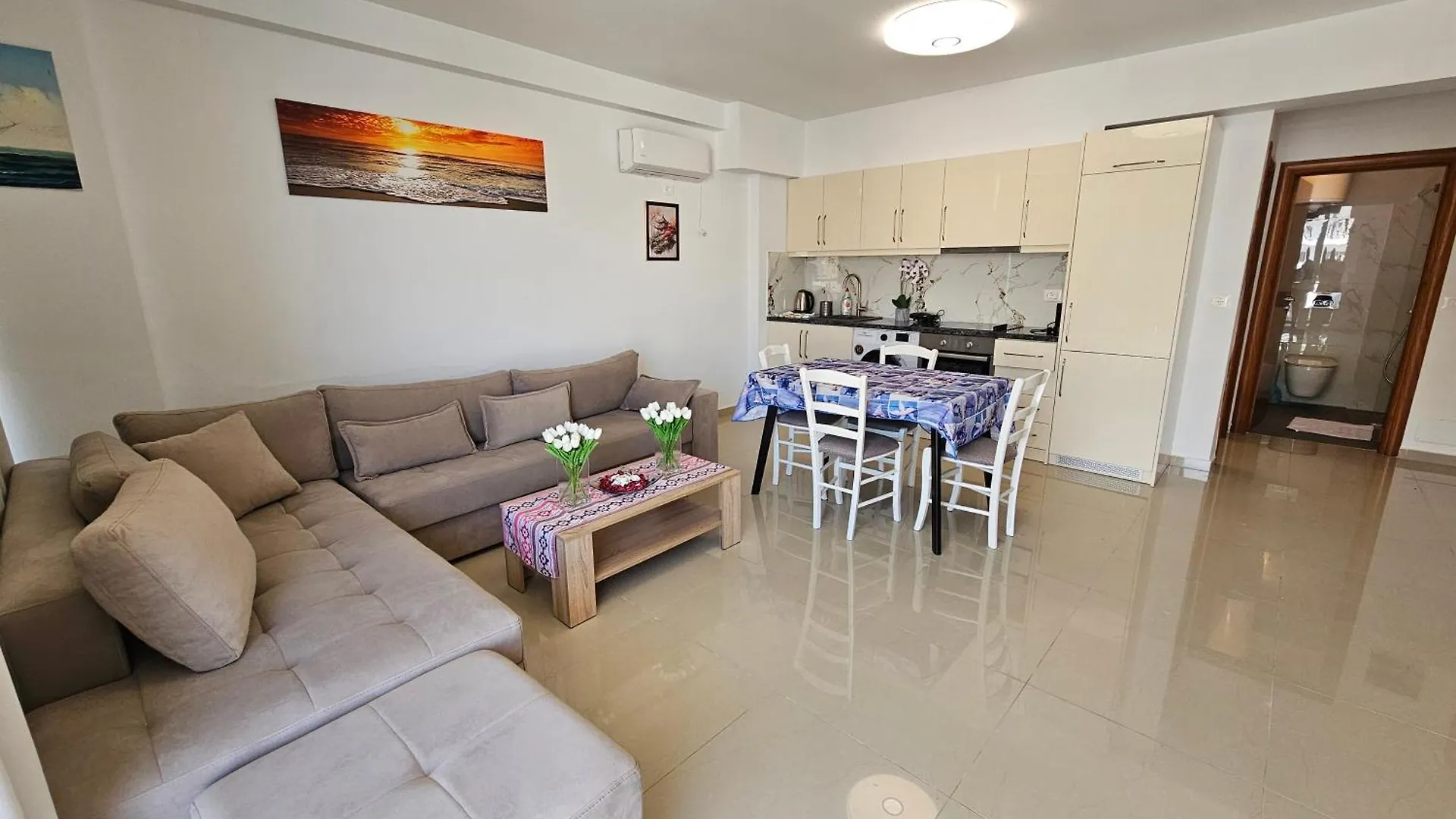 Sea Pearl Luxury Apartment Saranda 0*, Sarandë